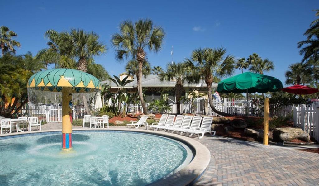 Tropical Palms Premium Two-Bedroom Loft Cottage 77 Orlando Eksteriør bilde